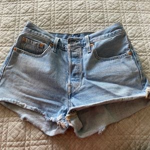 Levi’s 551 Shorts Women